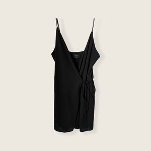 Vici Black Wrap Top